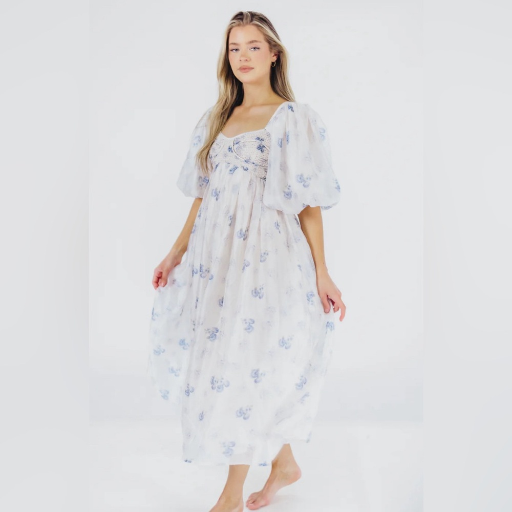 Harlow Maxi Dress in Muted Blue Floral - Bump Friendly